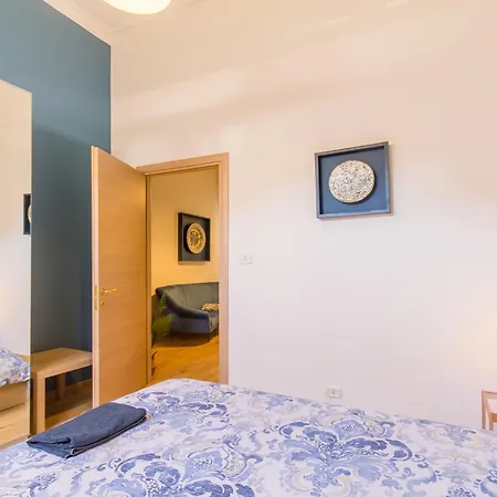 Arte House In The Historical - Happy Apartment Catania