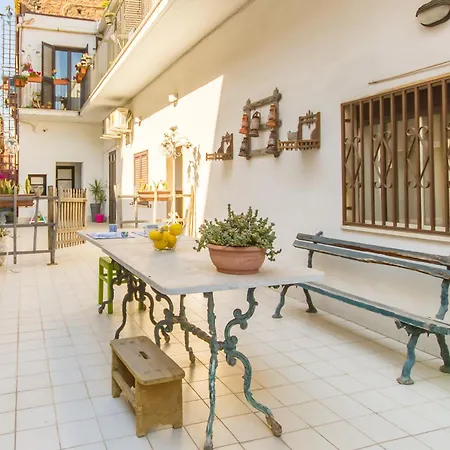 Apartment Arte House In The Historical - Happy *